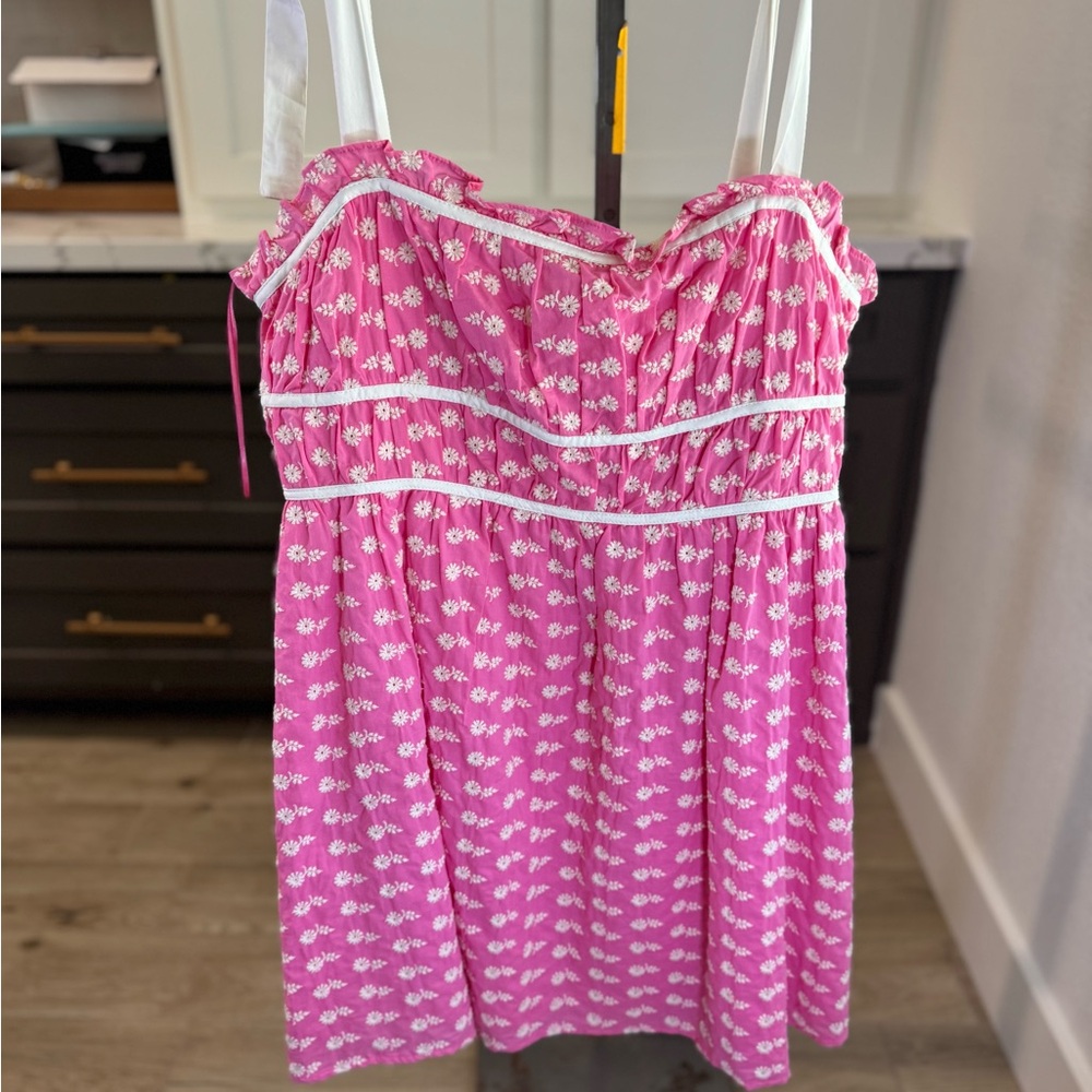 Pink & White Floral Embroidered Mini Dress with Ruffle Sweetheart Neckline SZ L